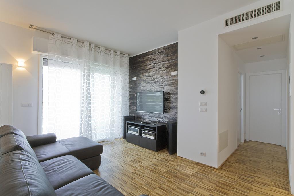 Апартаменты Attico Stema Luxury Мизано-Адриатико Экстерьер фото